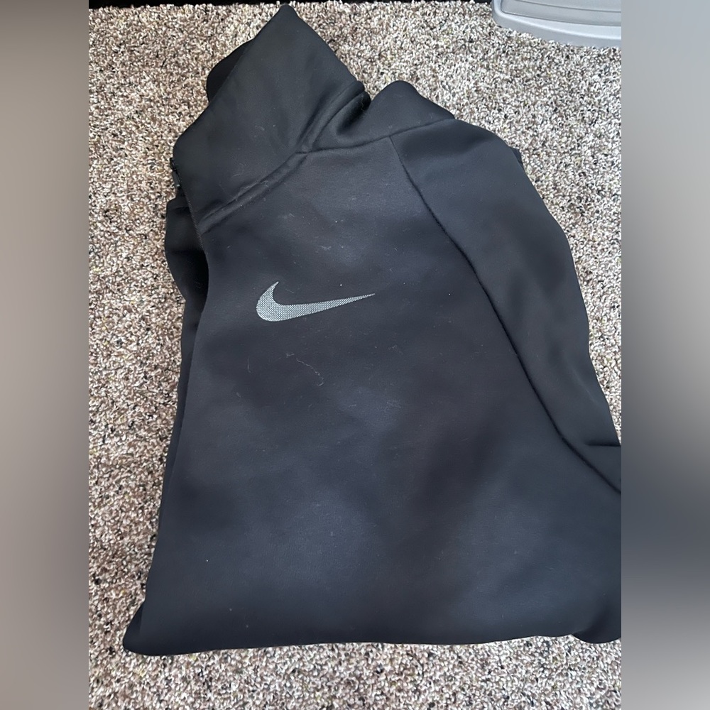 NIKE MENS MEDIUM COZY HALF ZIP SWEATER